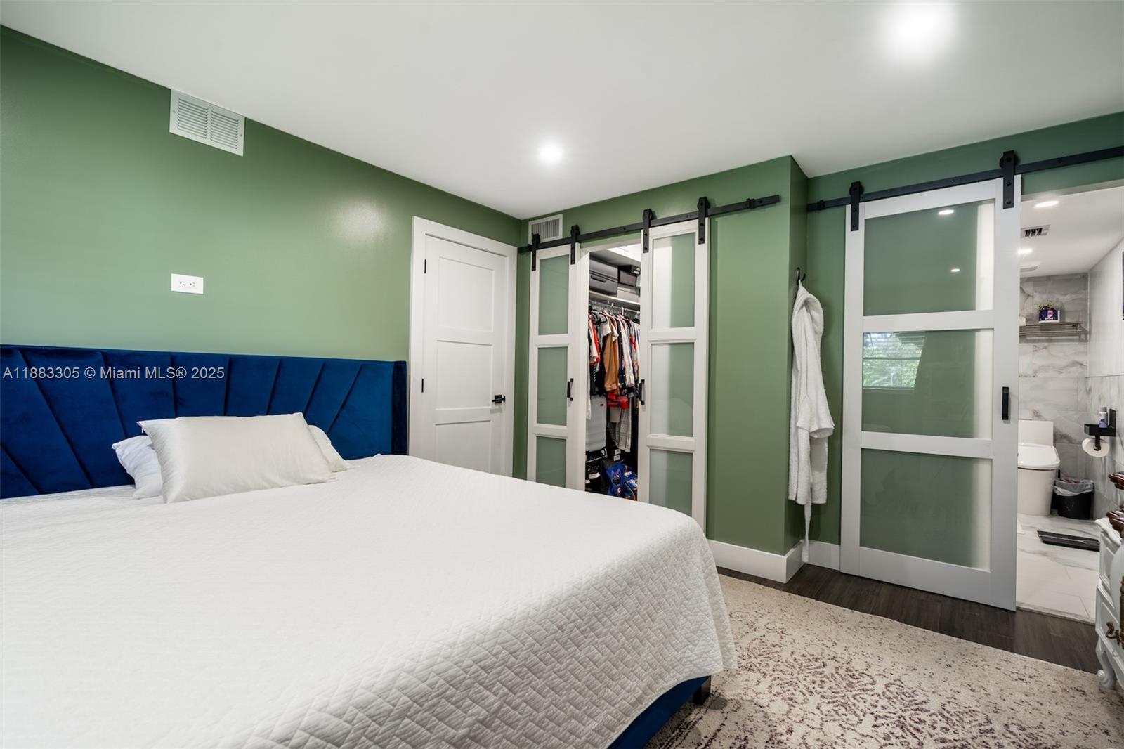 ETON COUNTRYSIDE II CONDO - Residential