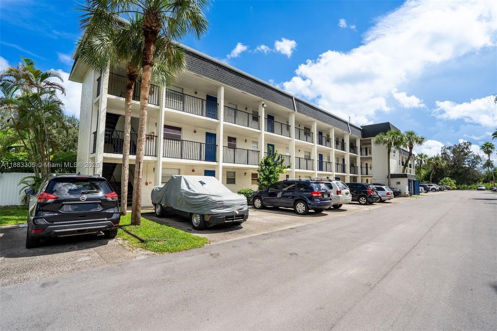 Photo of 5090 SW 64th Ave #206, Davie, FL 33314 (MLS # A11883305)