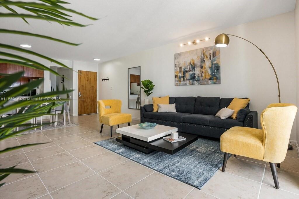 1200 Brickell Bay Dr 3124