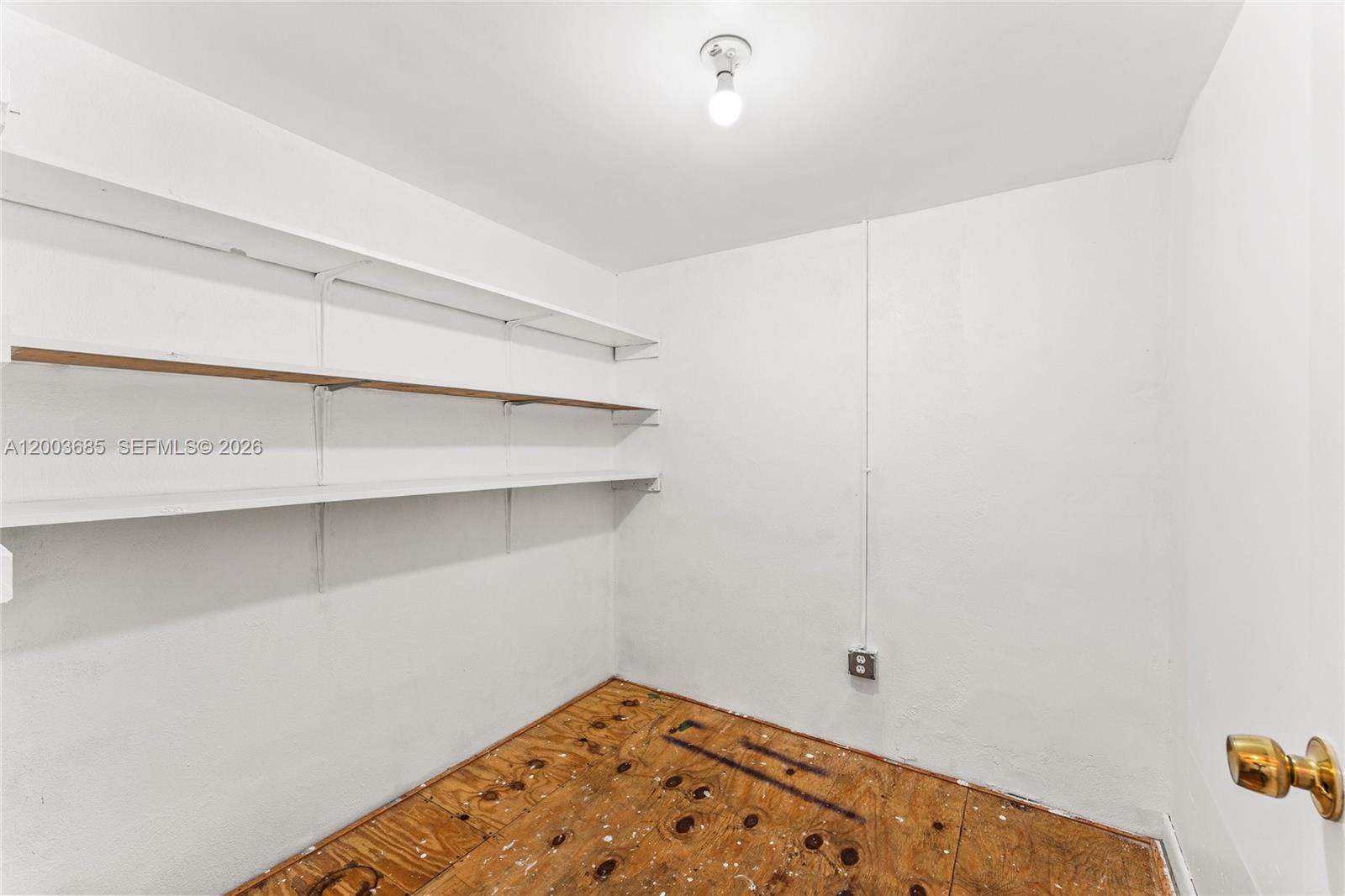 KENT ESTATES - Residential