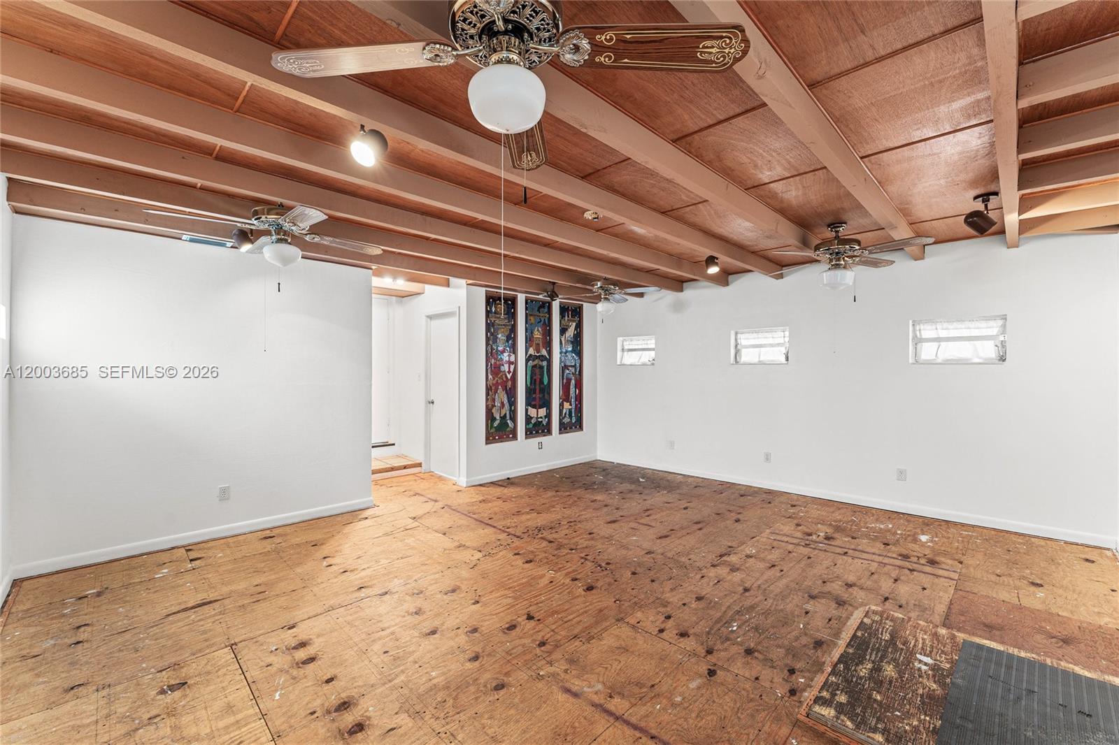 KENT ESTATES - Residential