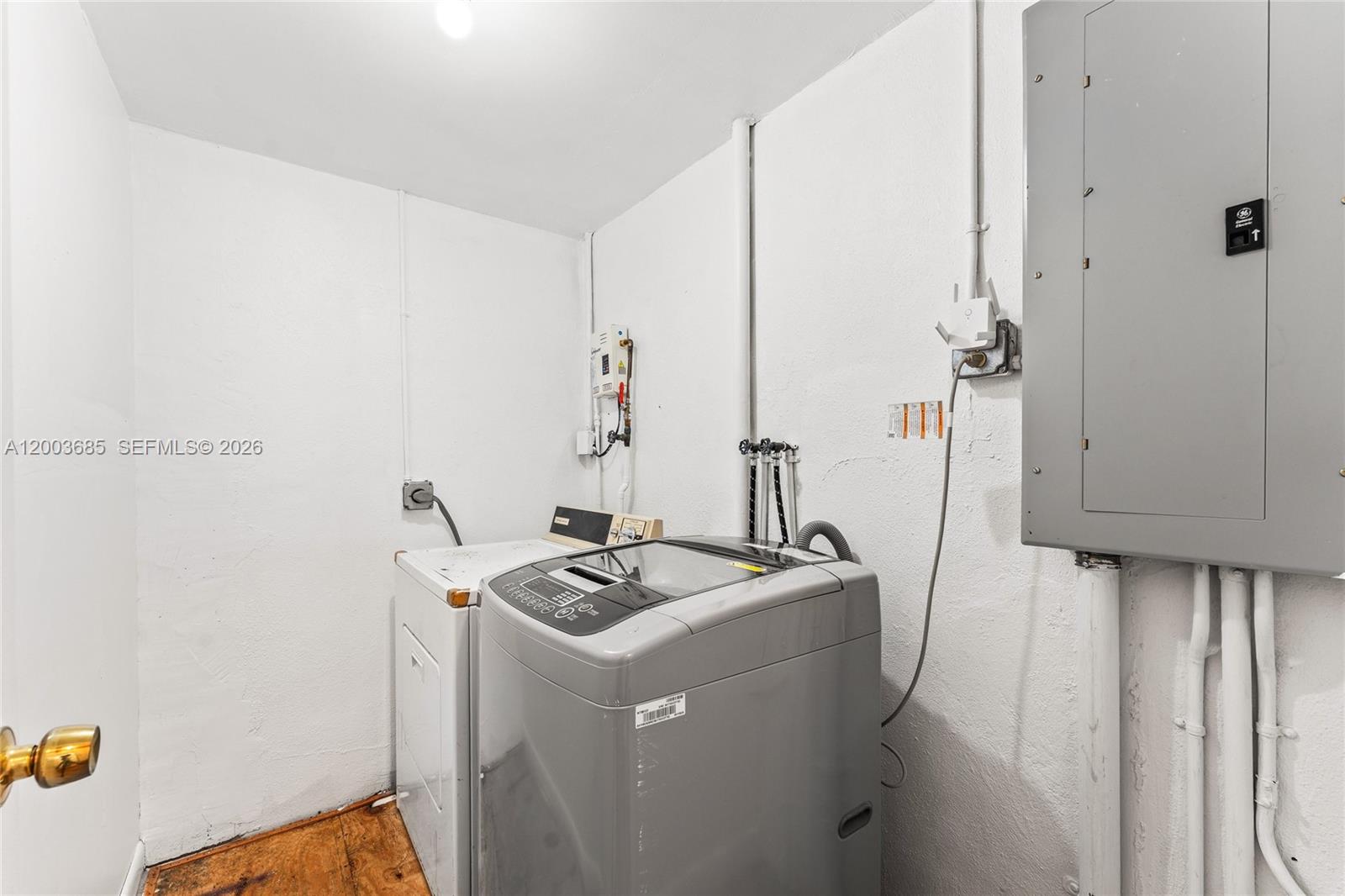 KENT ESTATES - Residential