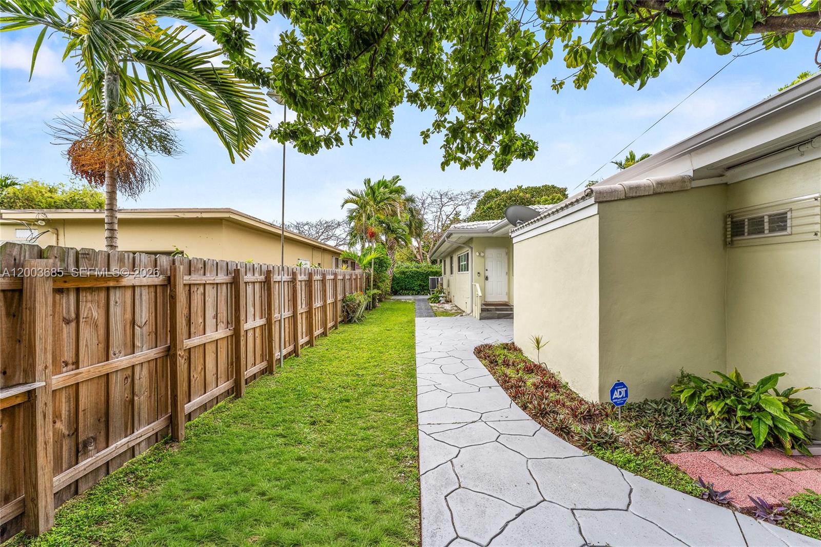 KENT ESTATES - Residential