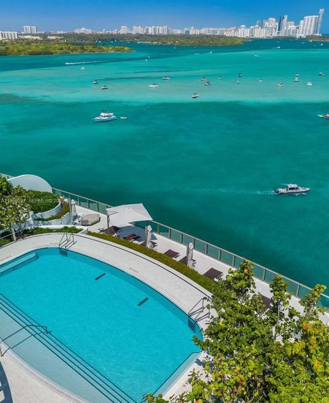 1135 103rd St 402 Bay Harbor Islands FL 33154