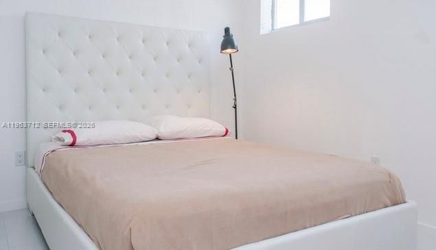 ELISA CONDO - Residential