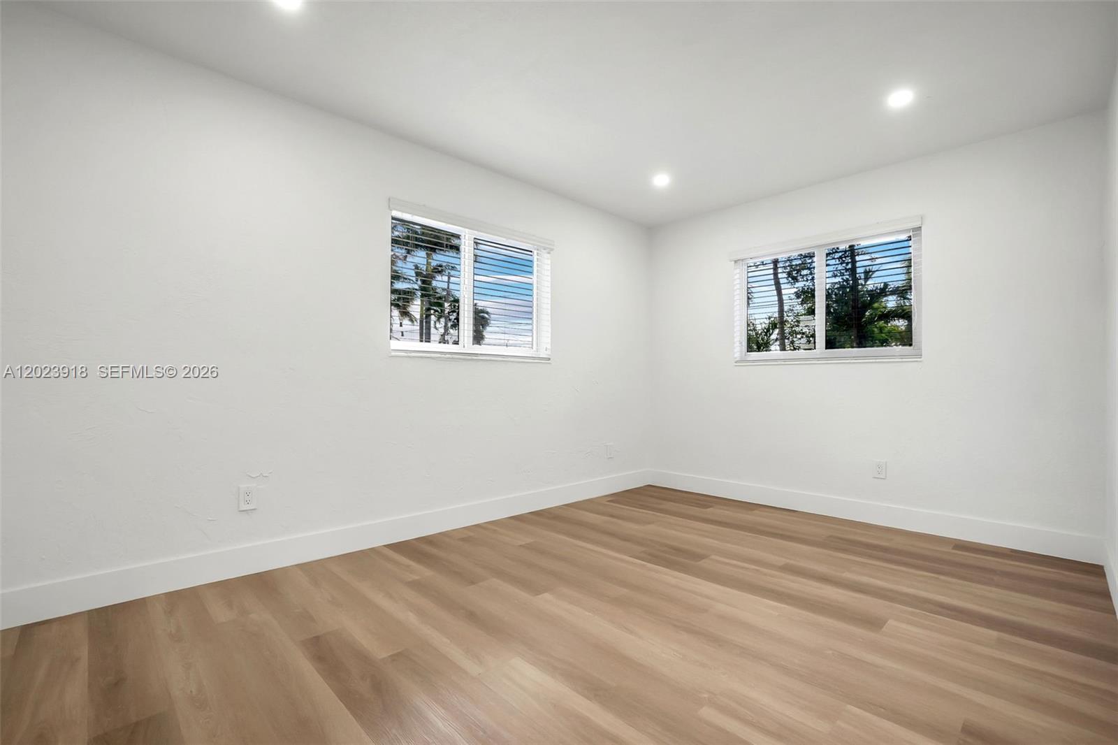 PALM SPRINGS NORTH SEC M - Residential