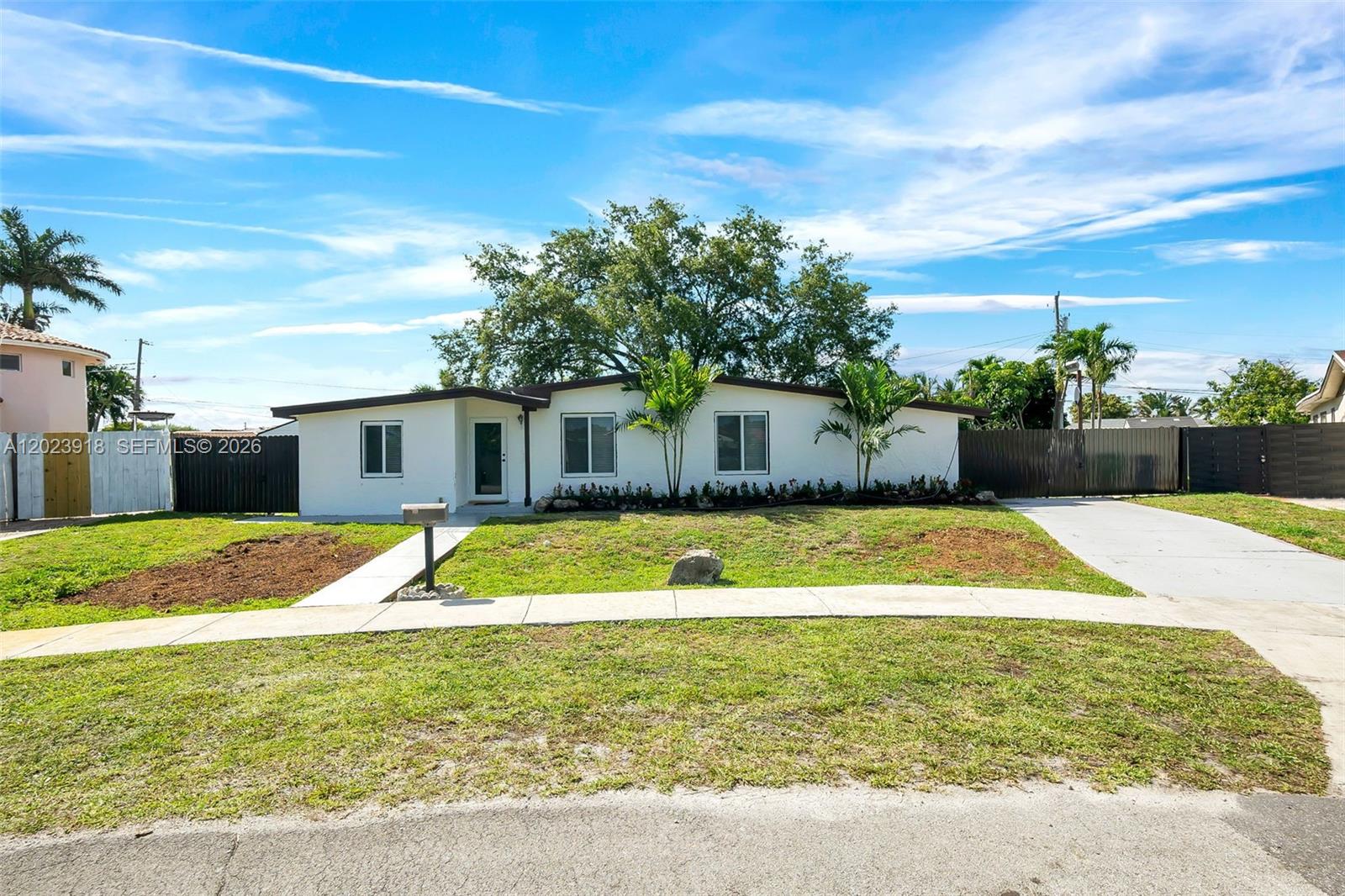 PALM SPRINGS NORTH SEC M - Residential