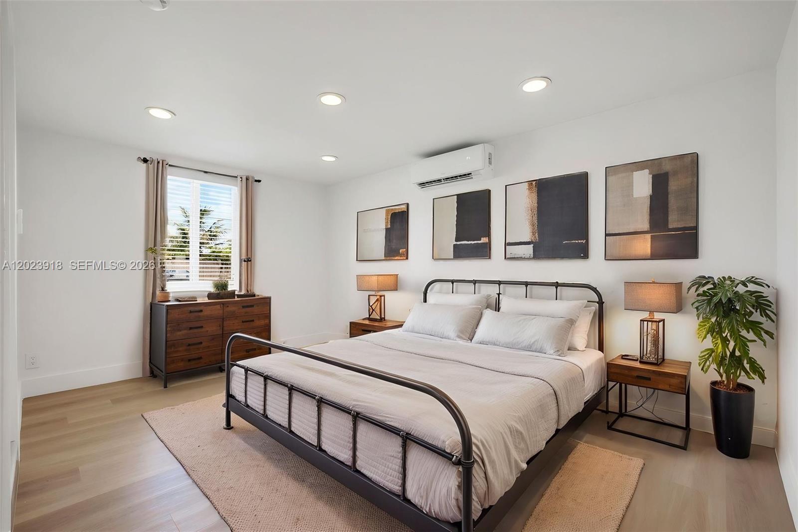 PALM SPRINGS NORTH SEC M - Residential