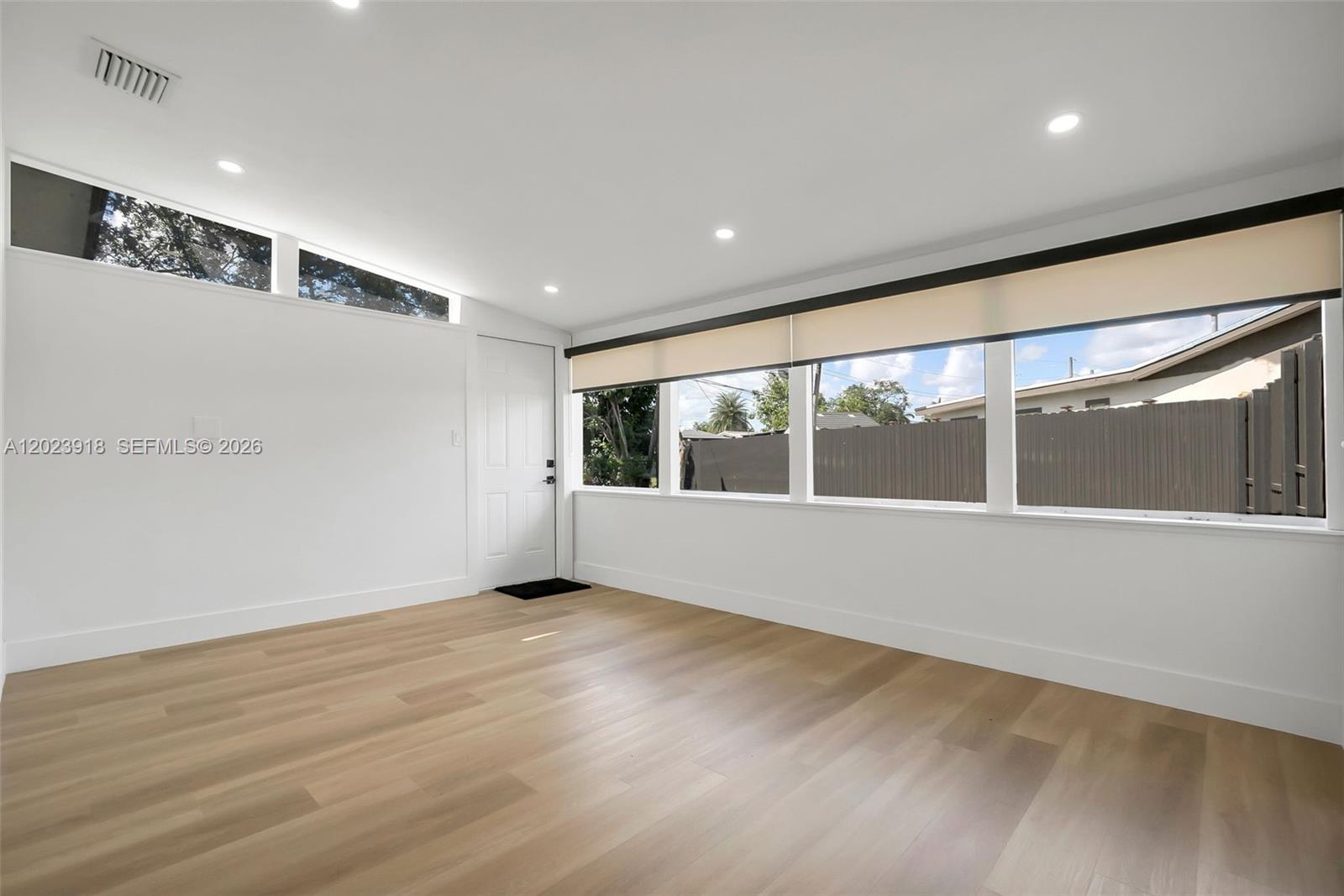 PALM SPRINGS NORTH SEC M - Residential
