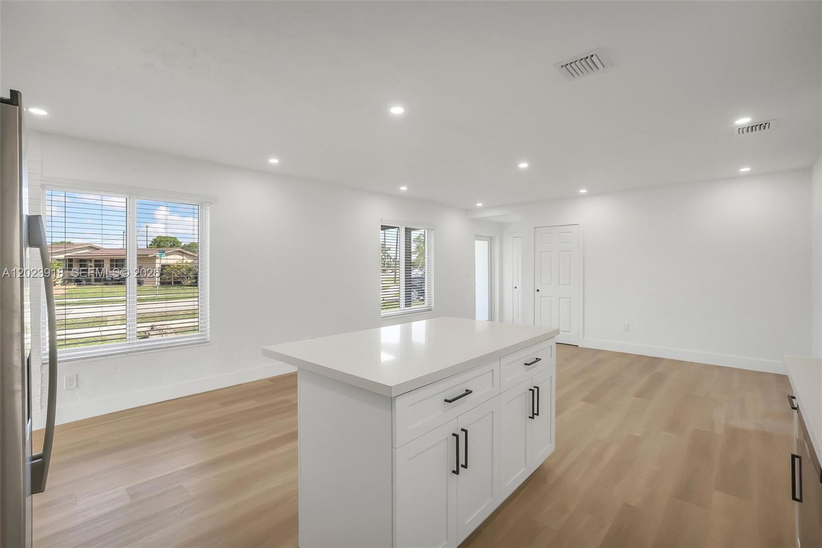 PALM SPRINGS NORTH SEC M - Residential