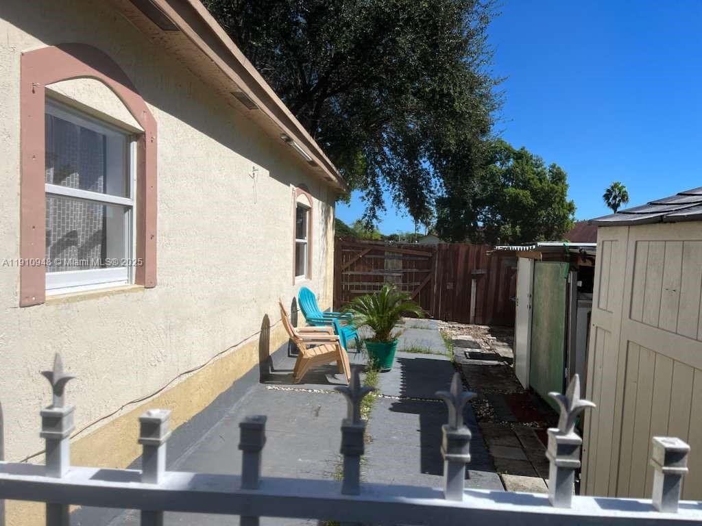 WATERSIDE TOWNHOMES SEC 4 - Residential Lease