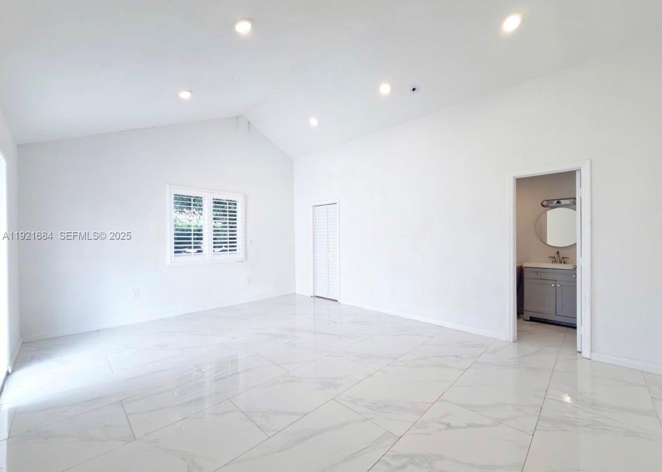 CORAL VILLA REV - Residential