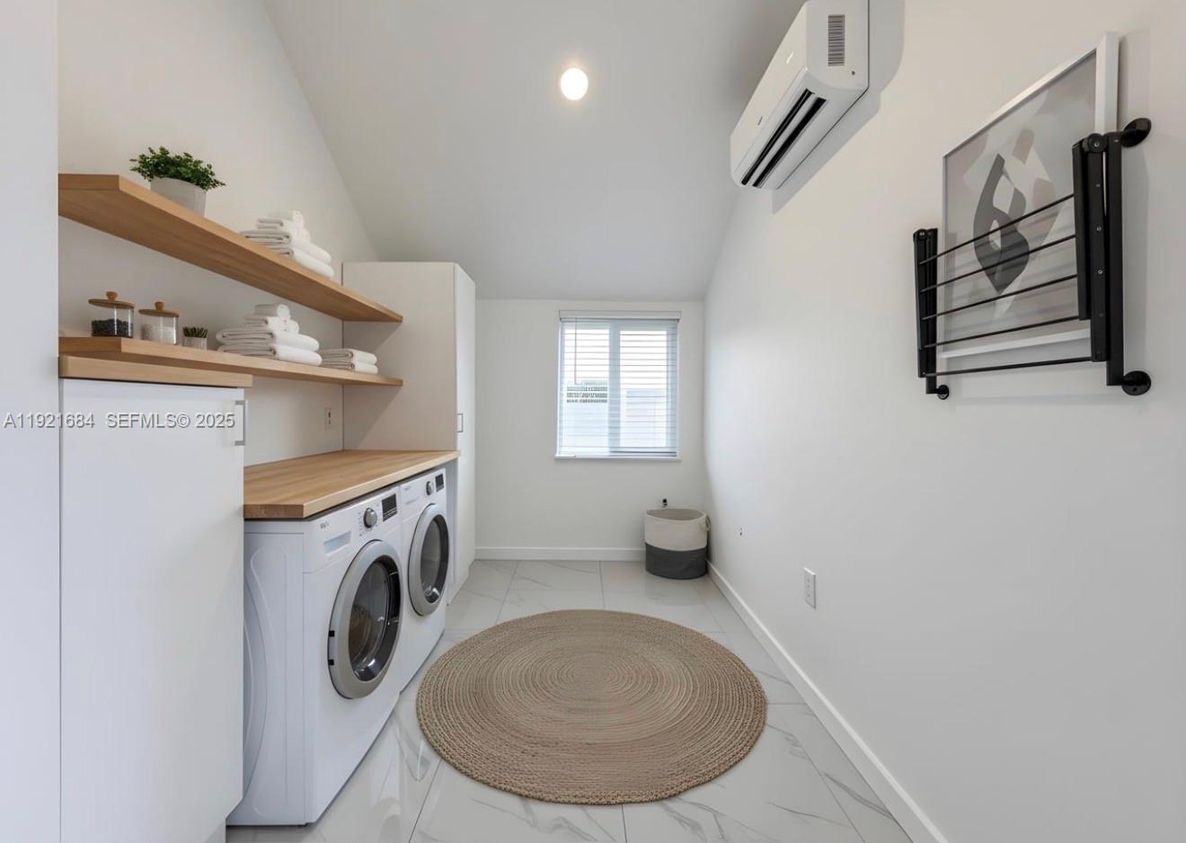 CORAL VILLA REV - Residential