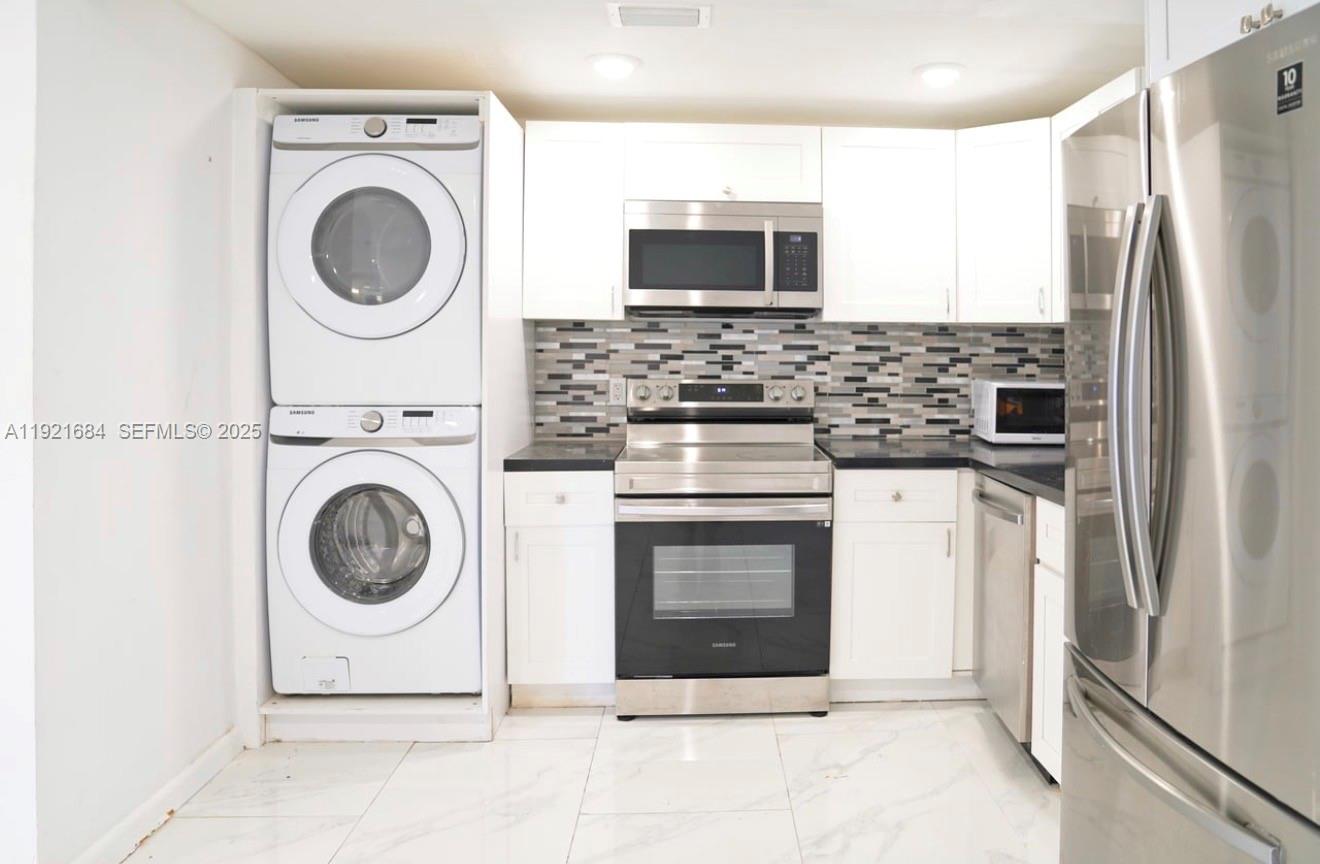 CORAL VILLA REV - Residential