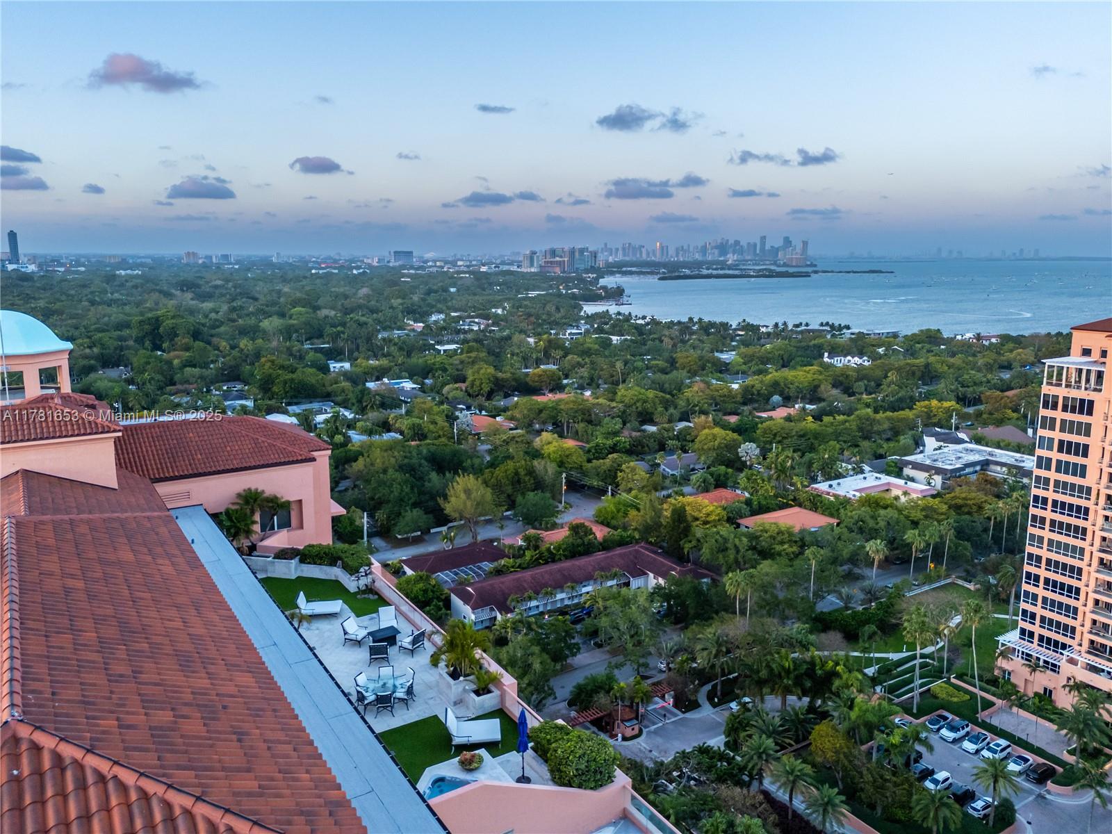 THE GABLES CONDO - Residential