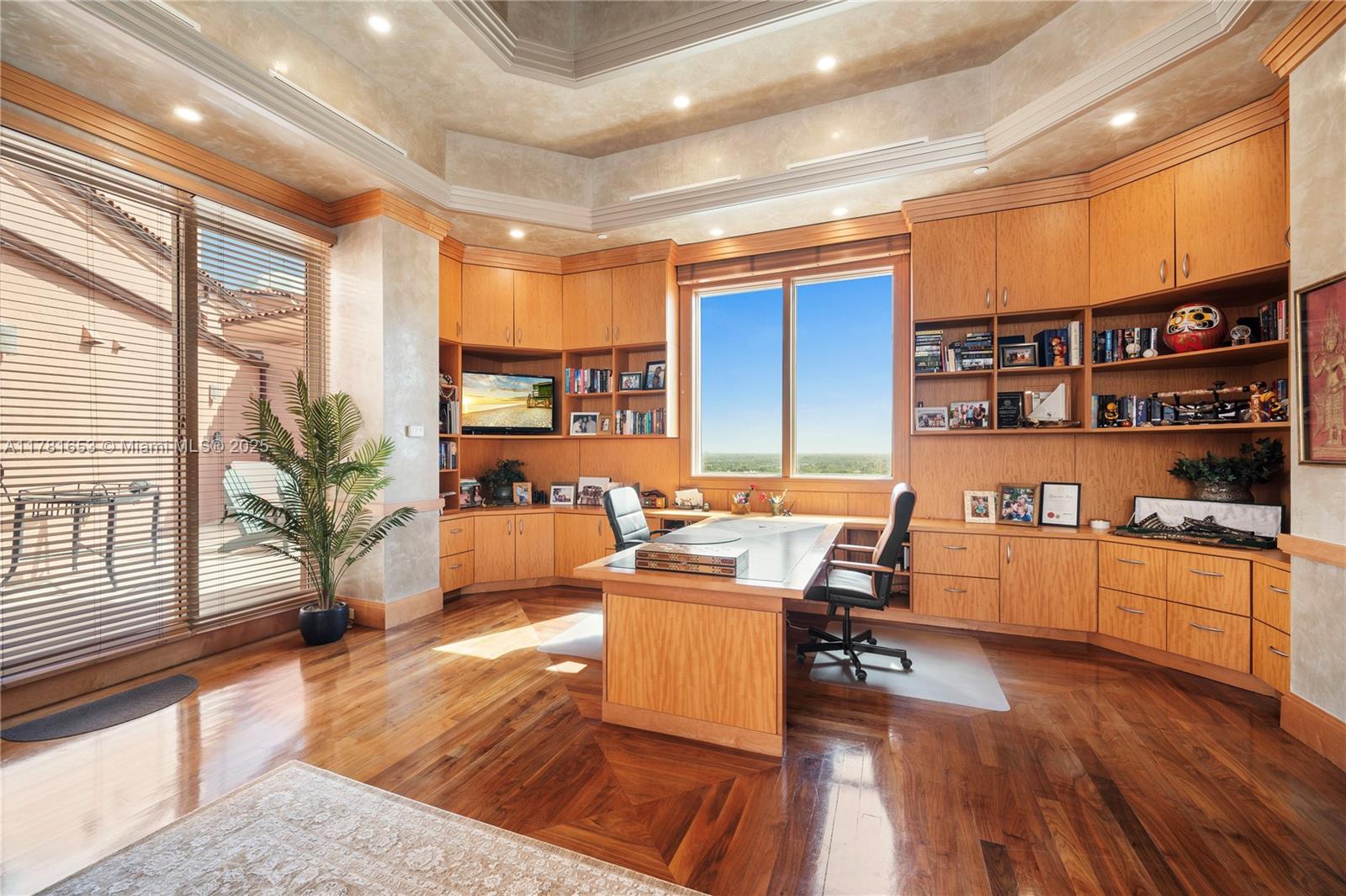 THE GABLES CONDO - Residential