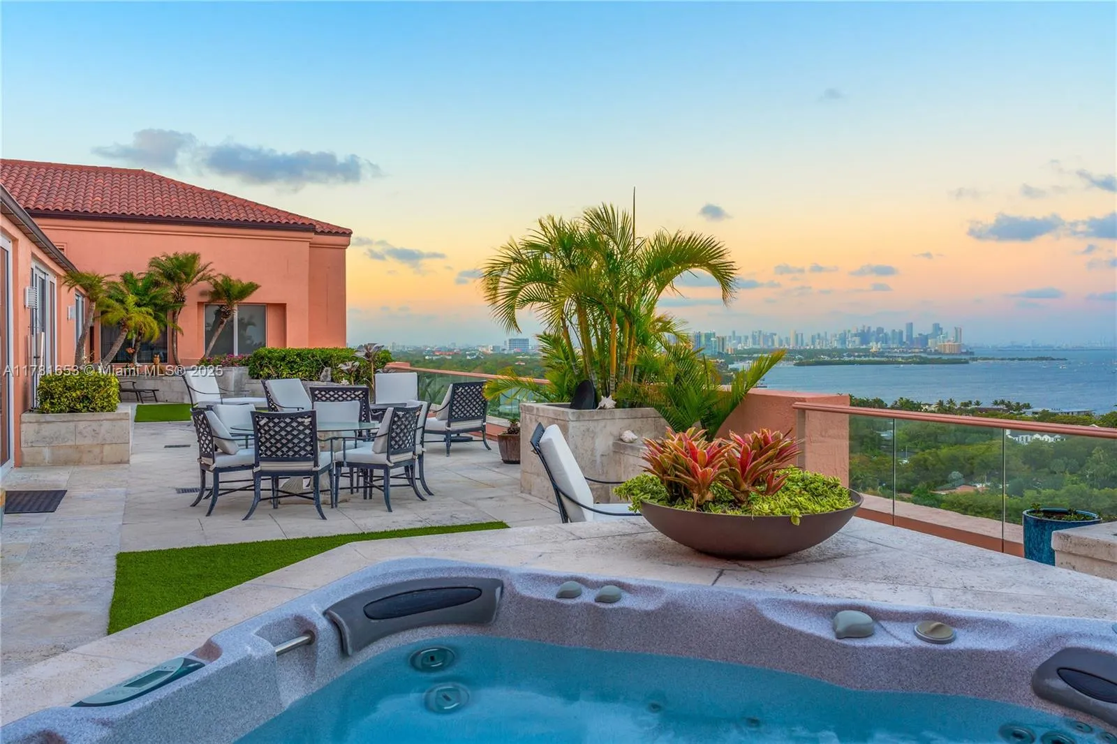 Coral Gables, Florida 33133, United States, 4 Bedrooms Bedrooms, ,7 BathroomsBathrooms,Residential,Active,107554