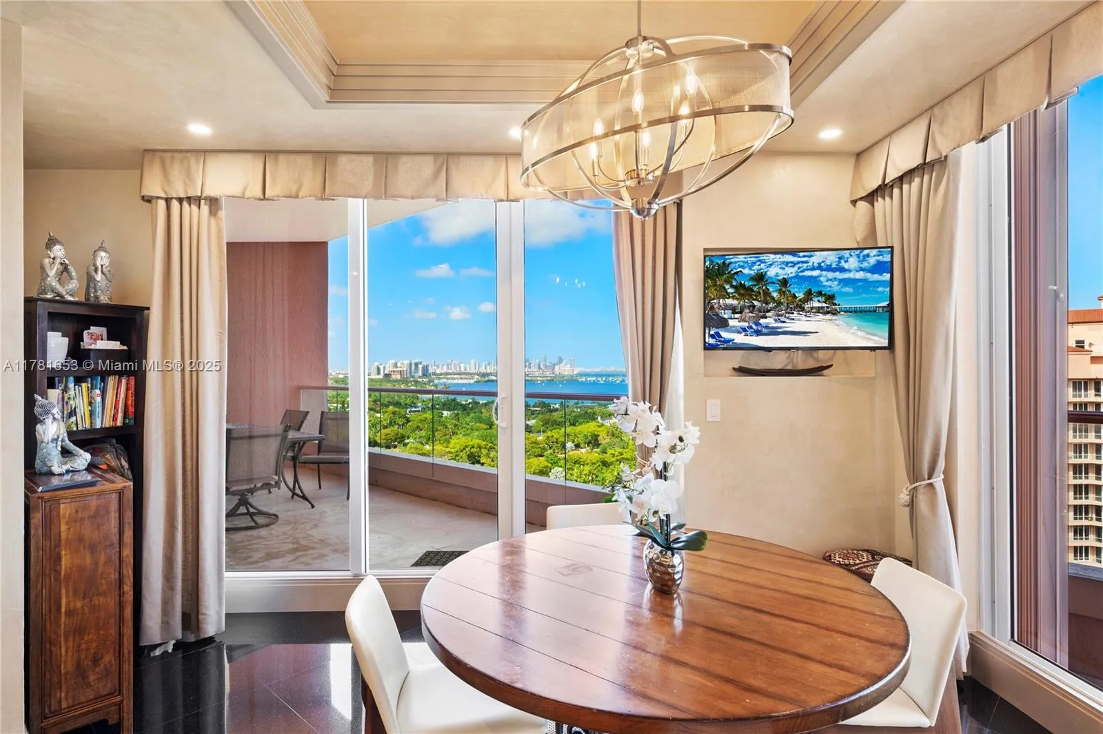 Coral Gables, Florida 33133, United States, 4 Bedrooms Bedrooms, ,7 BathroomsBathrooms,Residential,Active,107554