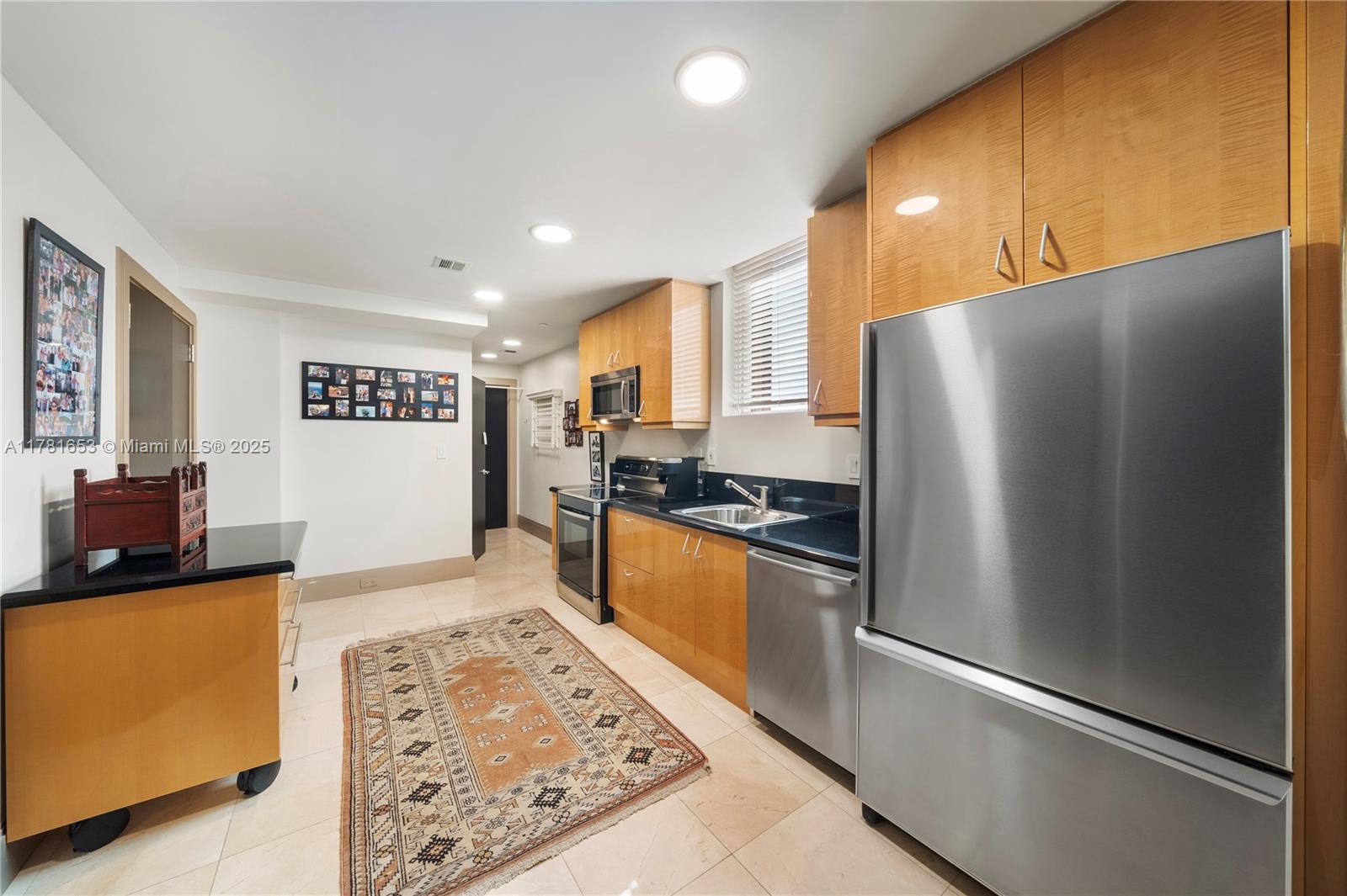 THE GABLES CONDO - Residential
