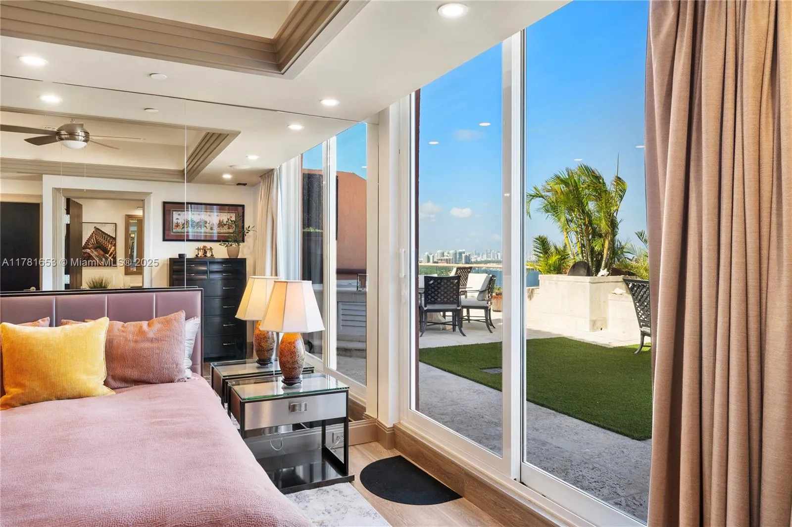 Coral Gables, Florida 33133, United States, 4 Bedrooms Bedrooms, ,7 BathroomsBathrooms,Residential,Active,107554