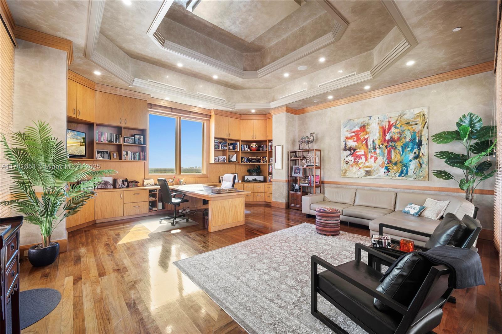 THE GABLES CONDO - Residential