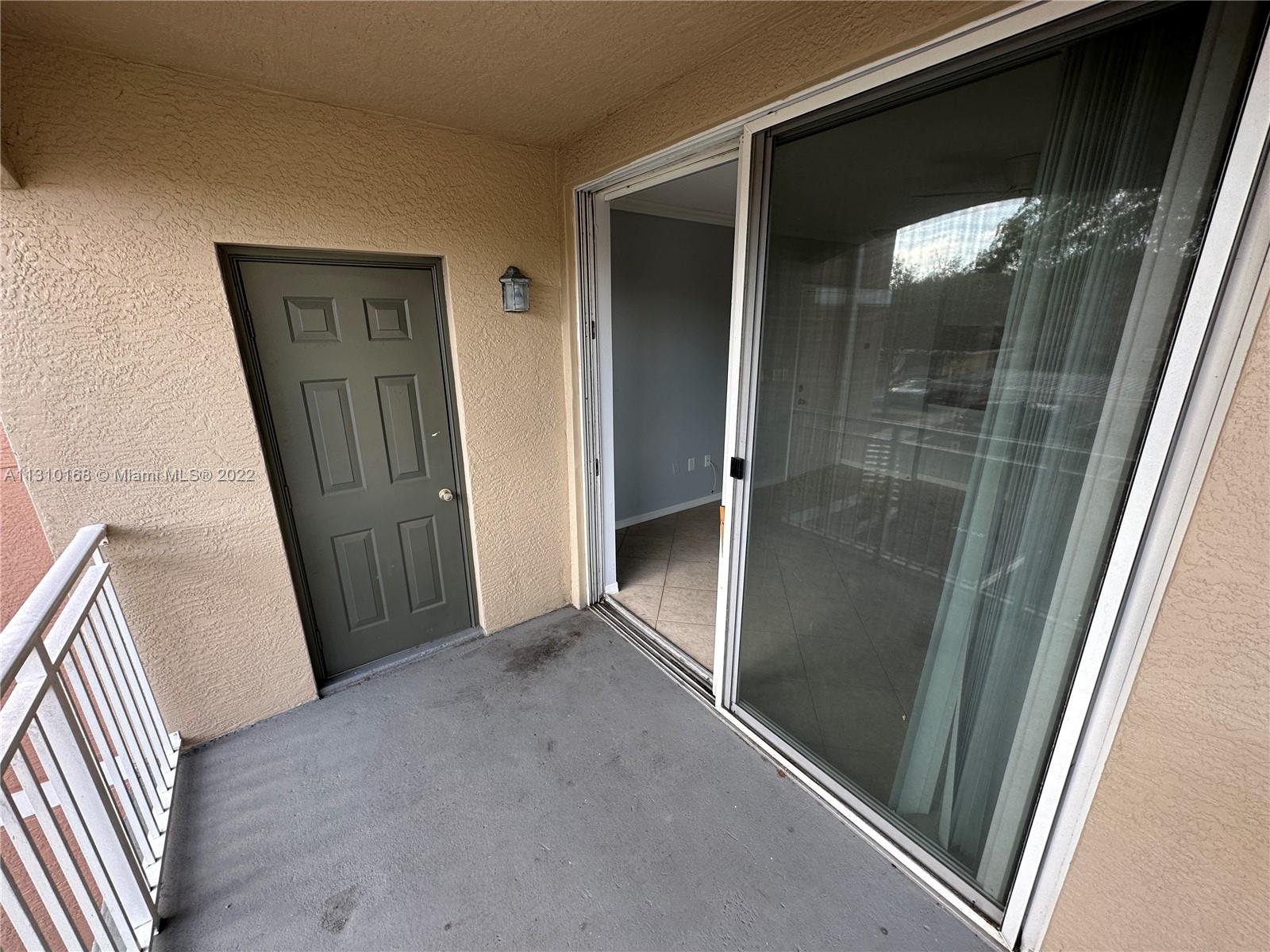 VILLAS AT EMERALD DUNES C - Residential Lease