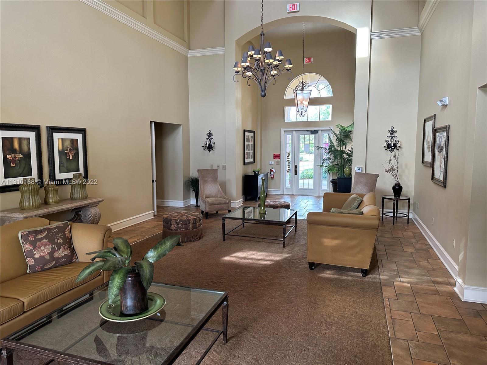 VILLAS AT EMERALD DUNES C - Residential Lease