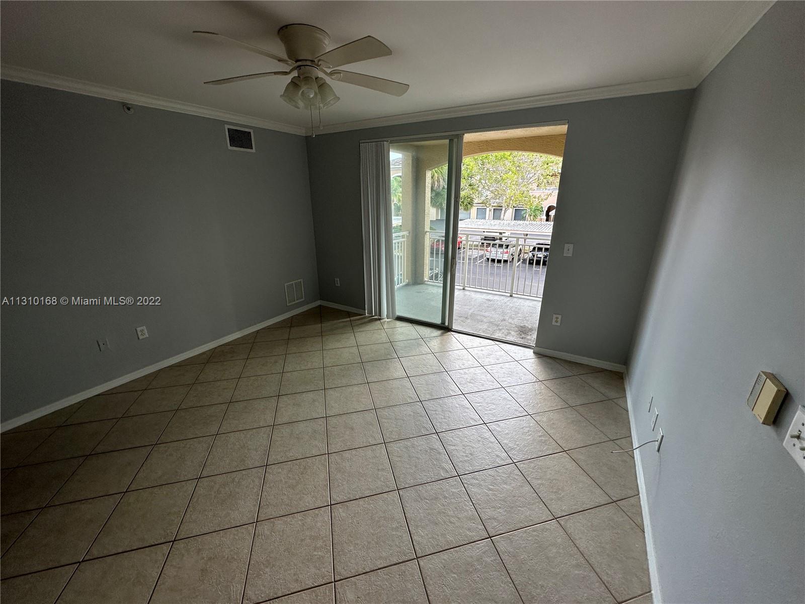 VILLAS AT EMERALD DUNES C - Residential Lease