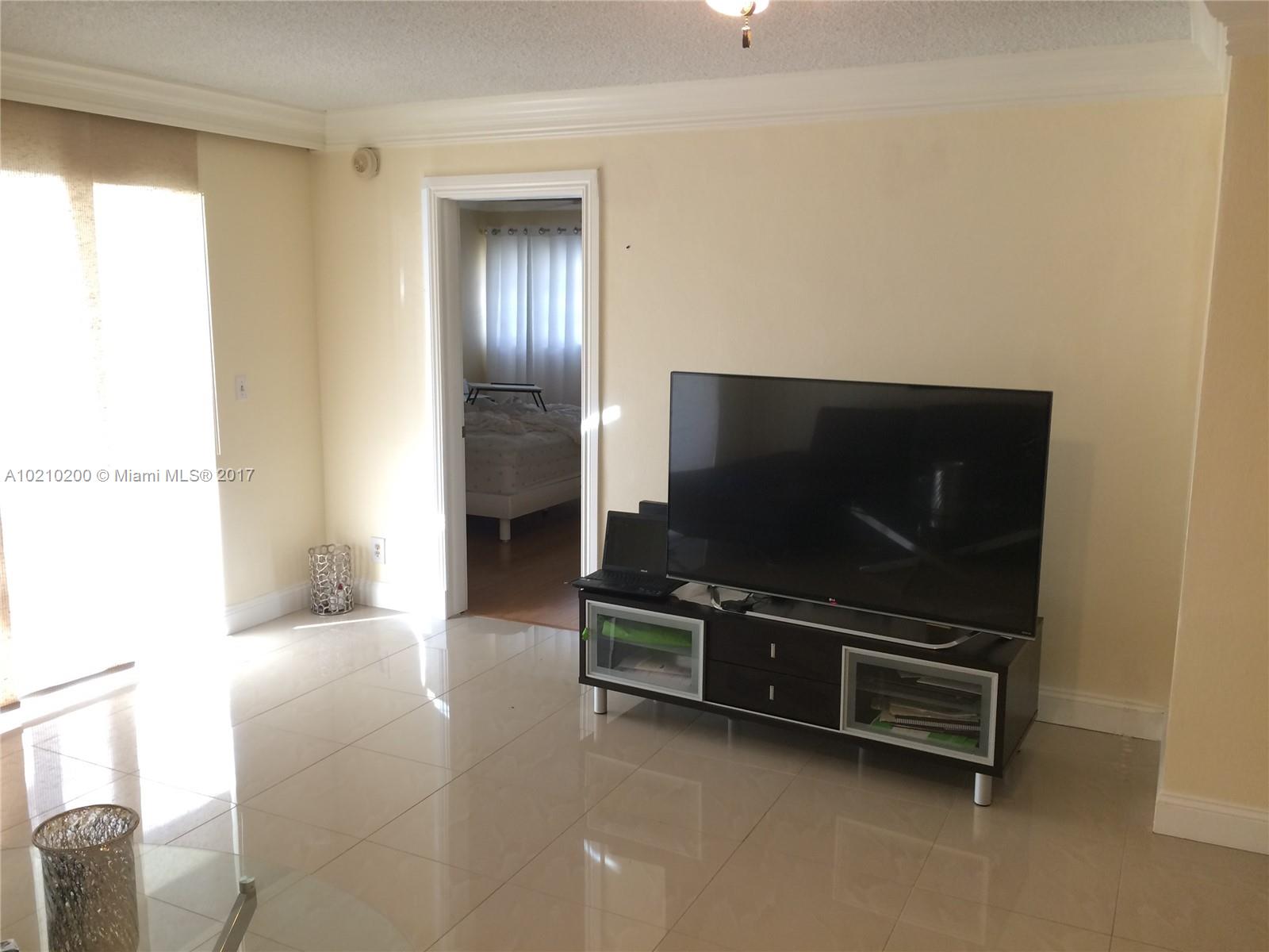 Third Gulfstream Garden - Residential Lease