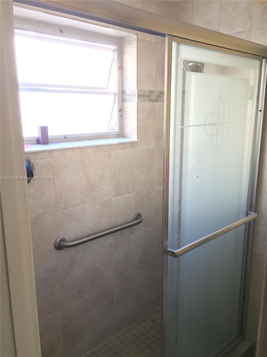 Third Gulfstream Garden - Residential Lease