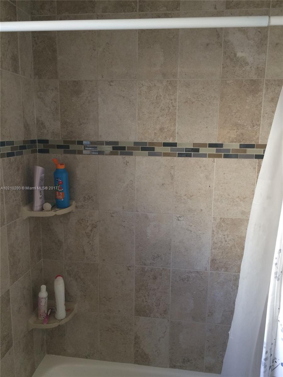 Third Gulfstream Garden - Residential Lease