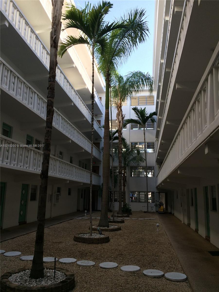 Third Gulfstream Garden - Residential Lease