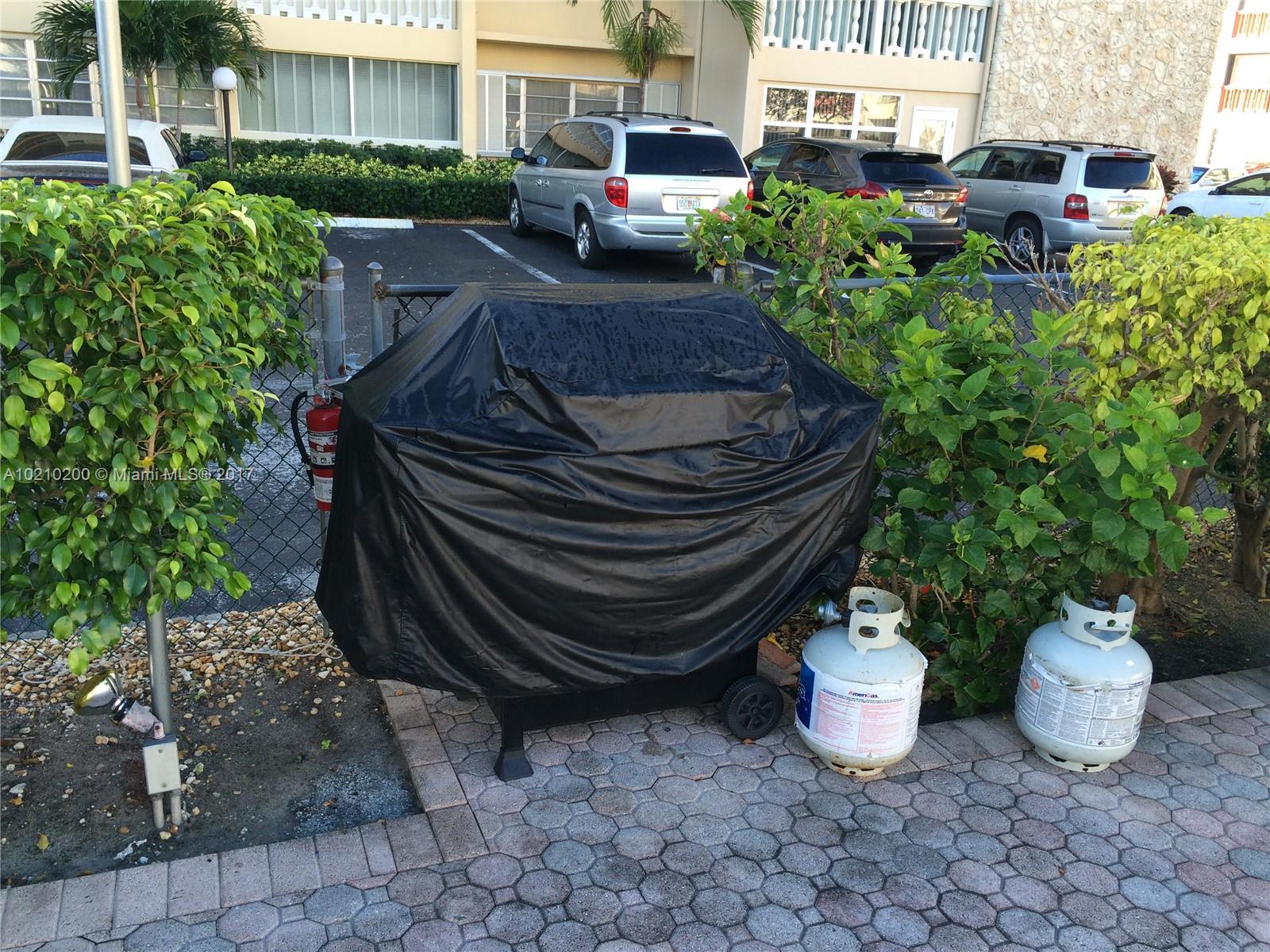 Third Gulfstream Garden - Residential Lease