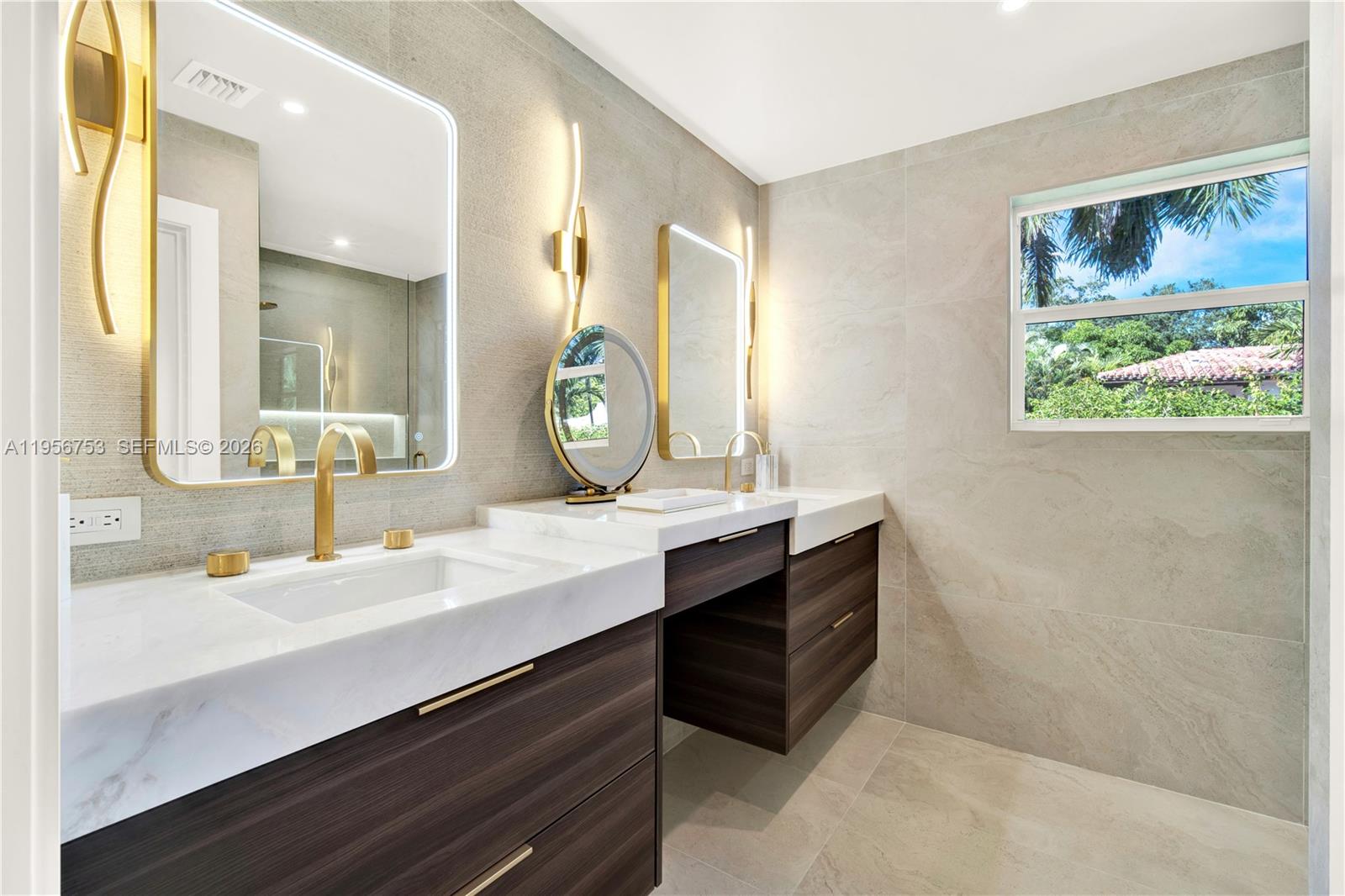 CORAL GABLES RIV SEC PT 1 - Residential