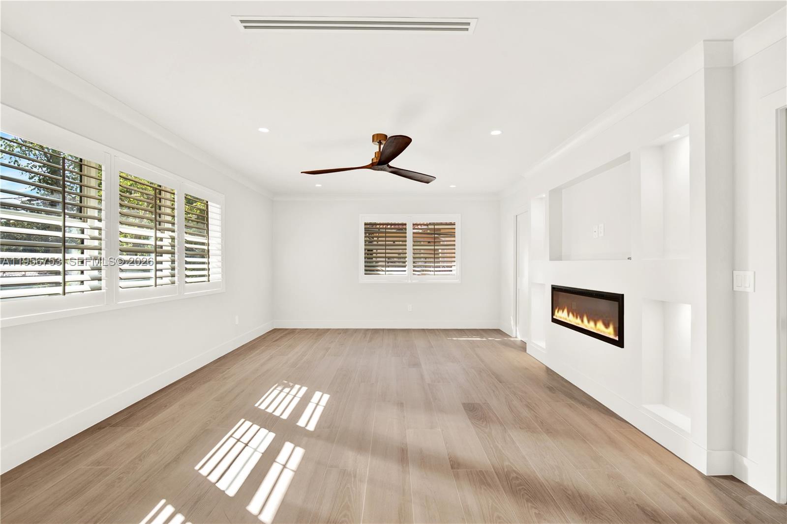 CORAL GABLES RIV SEC PT 1 - Residential