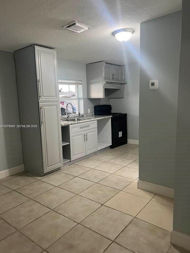 SCHOOL HOUSE SUB - Residential Lease