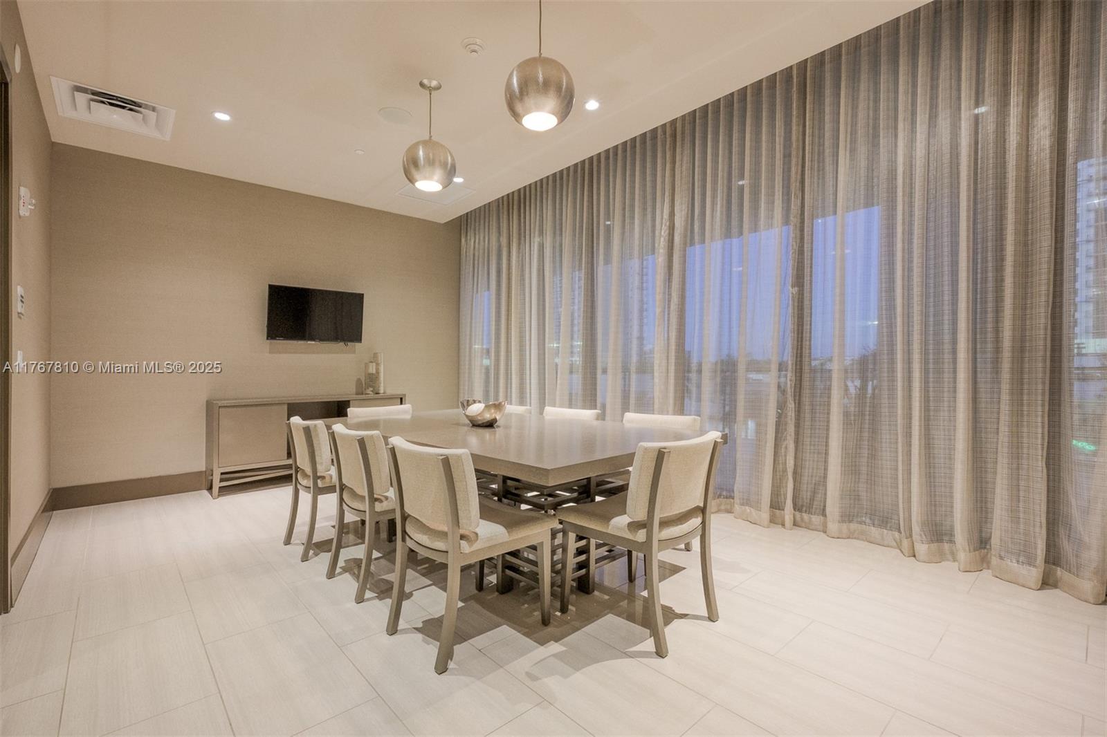 5252 PASEO CONDO - Residential