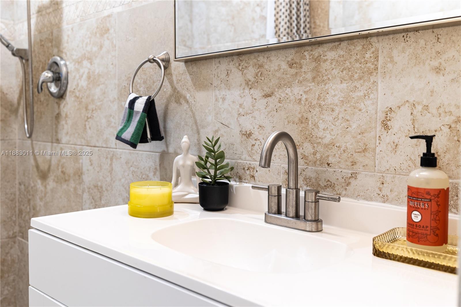 SANTA BARBARA ESTATES - Residential Lease