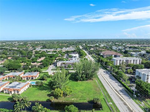 Riverside Dr Coral Springs FL 33065