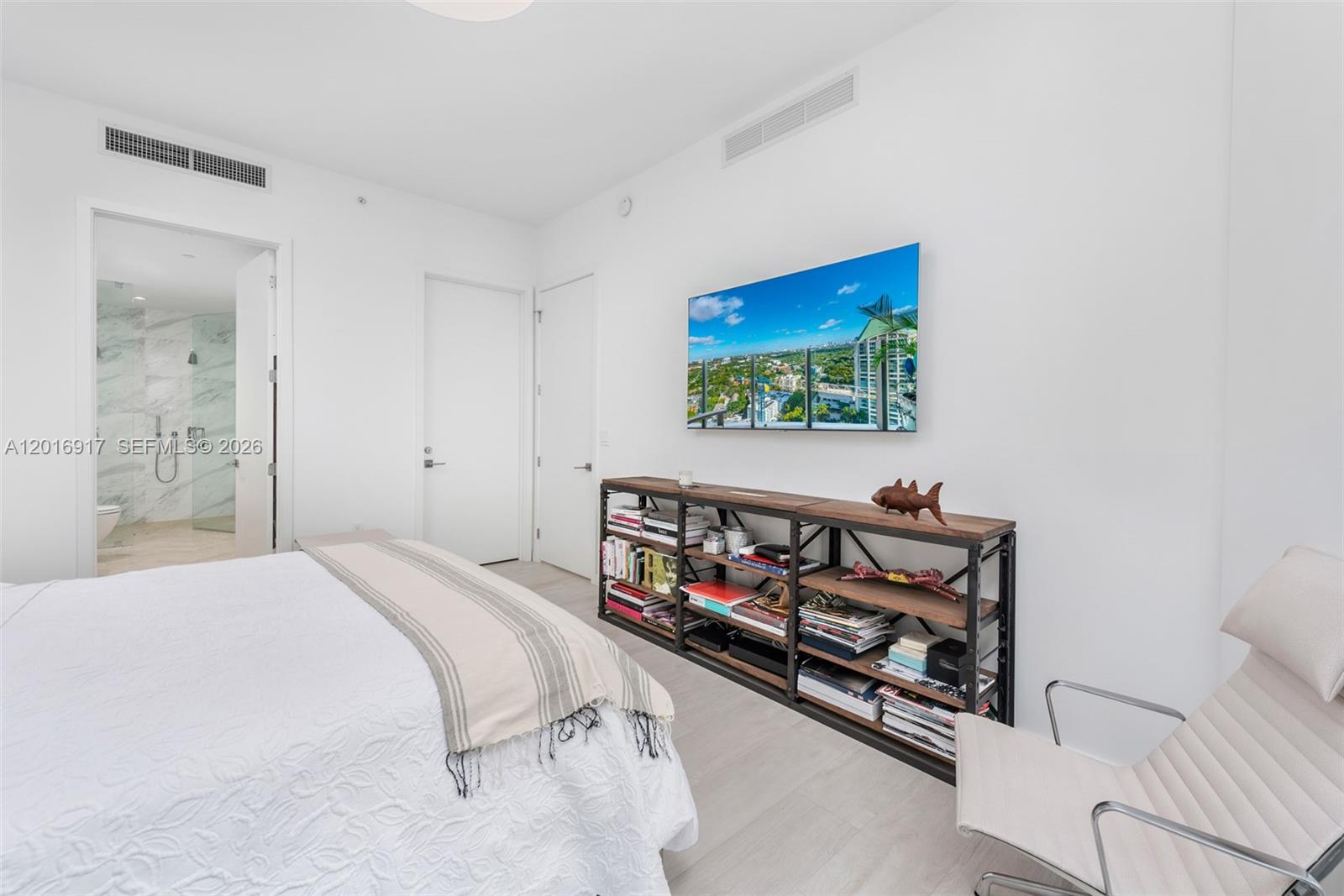 CLUB RESIDENCES AT PARK G - Residential Lease