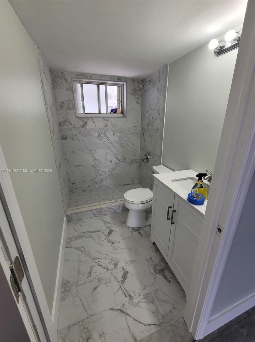 IMAGES OF KENDALL CONDO - Residential Lease