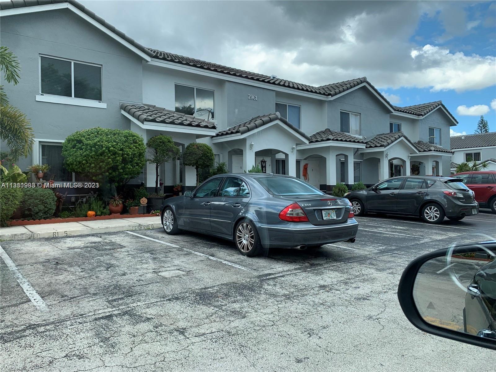 IMAGES OF KENDALL CONDO - Residential Lease