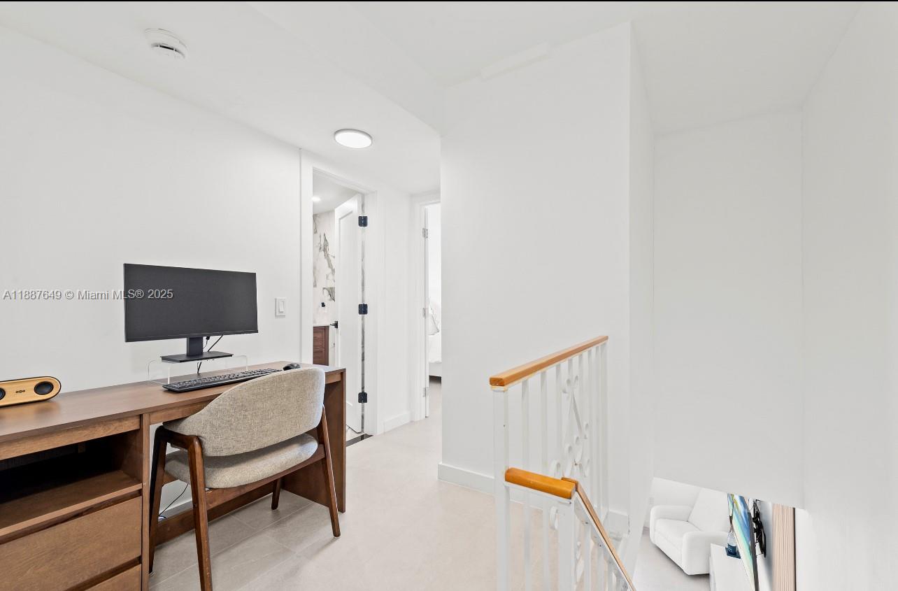 TOWNE ROYALE CONDO - Residential