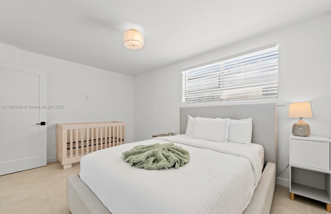 TOWNE ROYALE CONDO - Residential