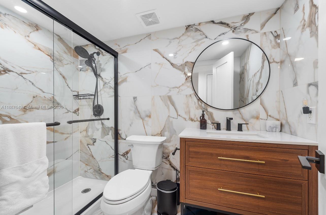 TOWNE ROYALE CONDO - Residential
