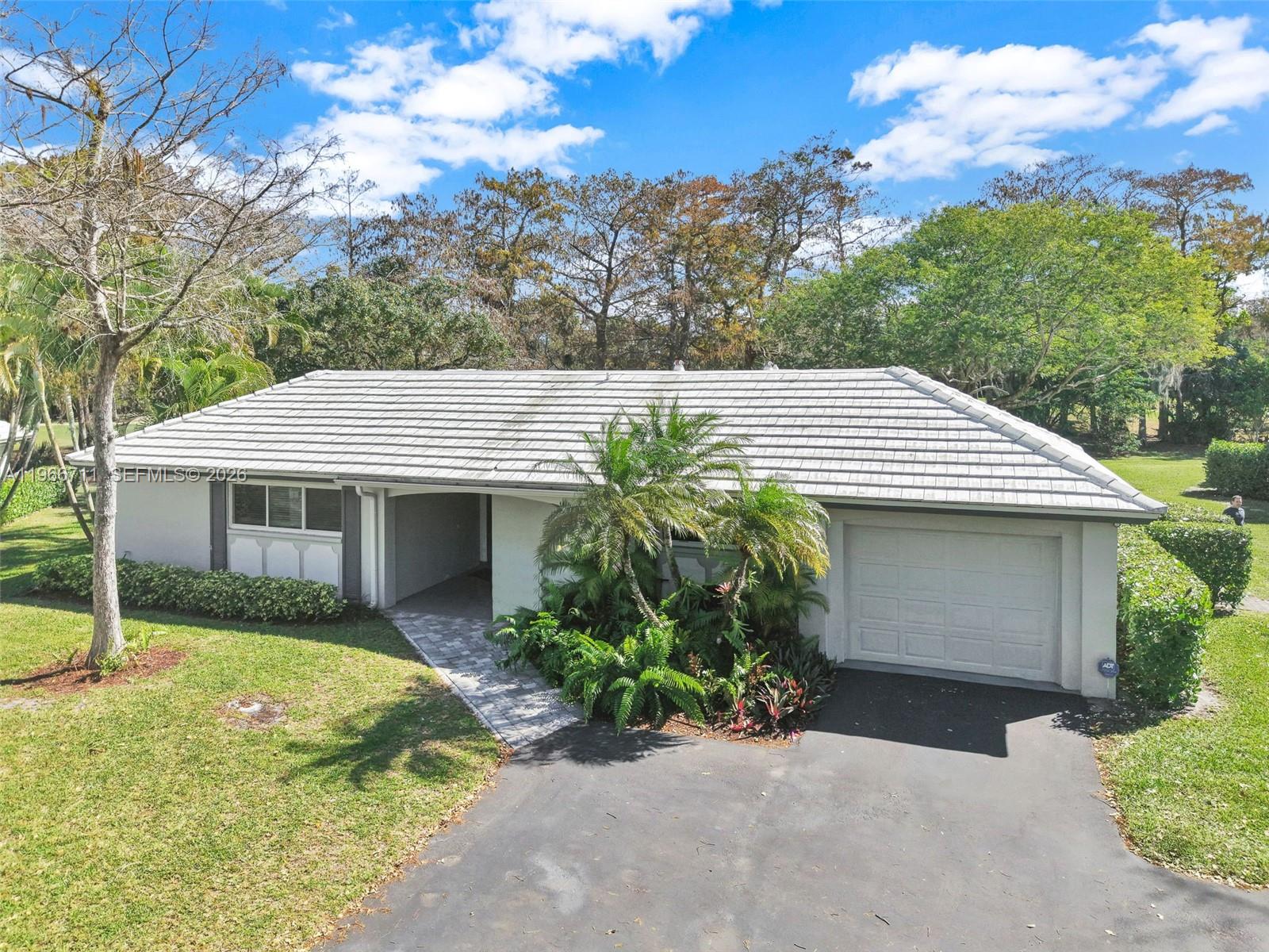 NO 89 PALM-AIRE COUNTRY C - Residential