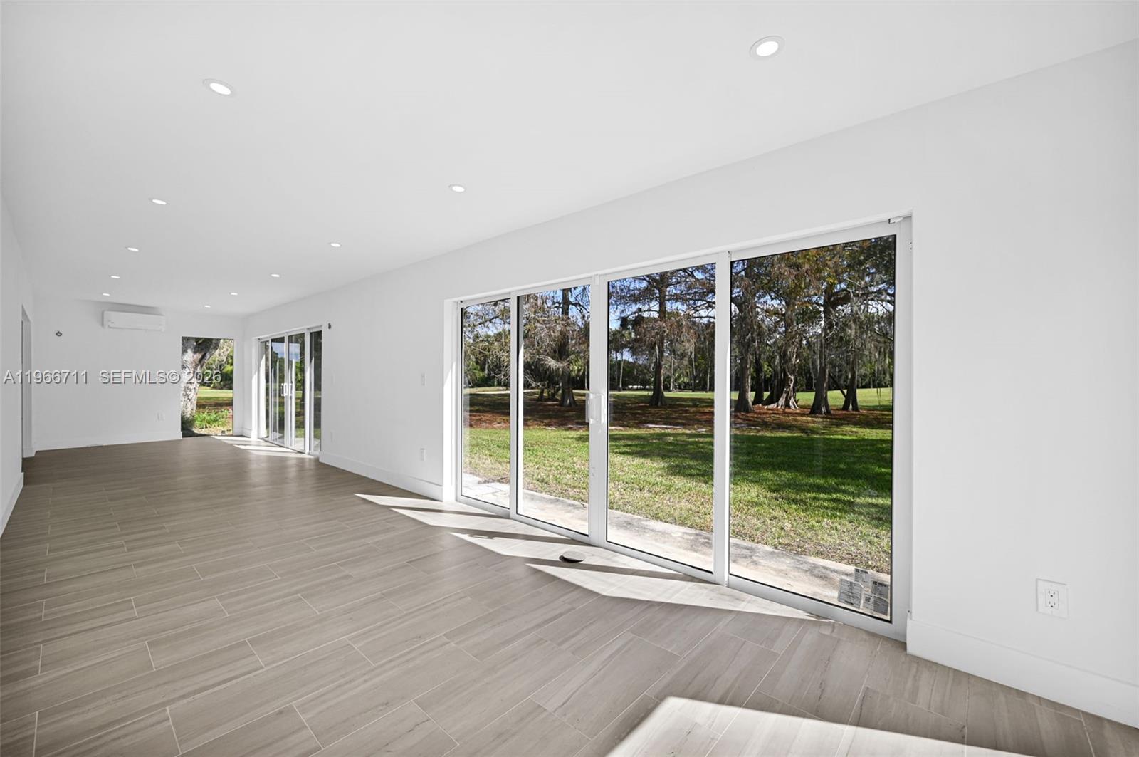 NO 89 PALM-AIRE COUNTRY C - Residential