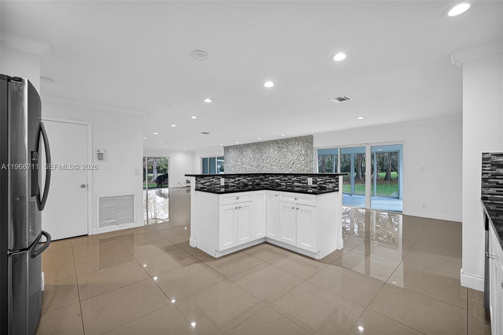 NO 89 PALM-AIRE COUNTRY C - Residential