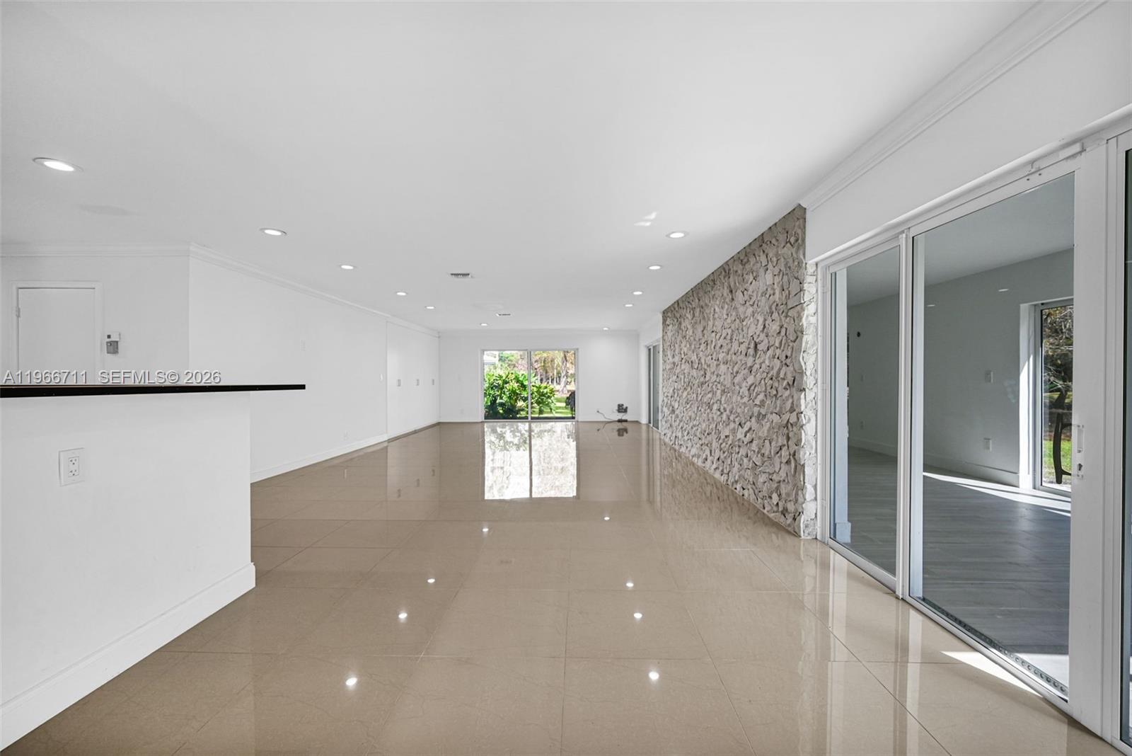 NO 89 PALM-AIRE COUNTRY C - Residential