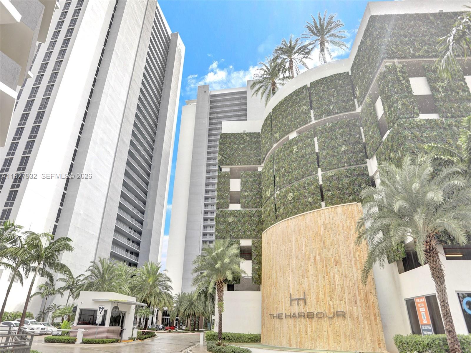 THE HARBOUR NORTH CONDO - Residential